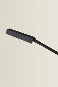 LED METAL STEM DESK LAMP