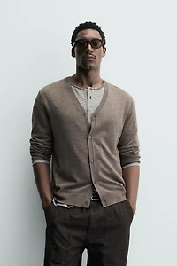 100% WOOL CARDIGAN
