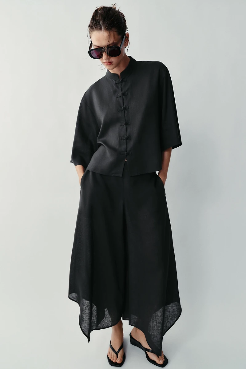 LINEN SHIRT WITH FROG FASTENING