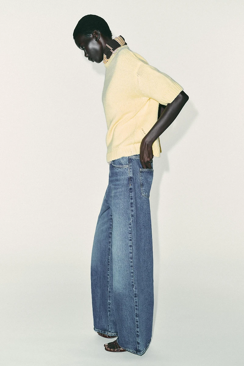 OVERSIZED SHORT SLEEVE KNIT SWEATER