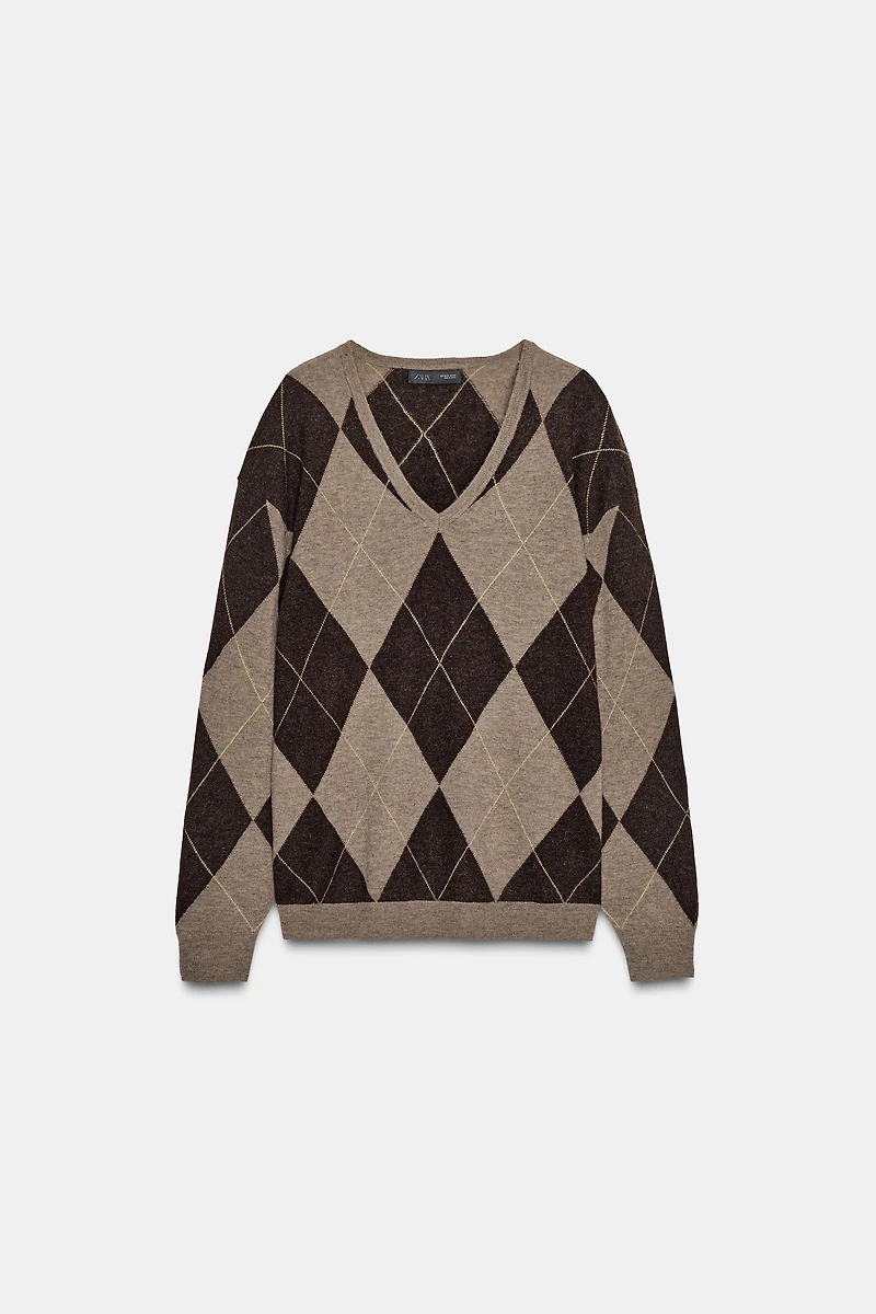 100% WOOL DIAMOND JUMPER
