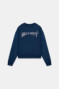 SWEAT LAVÉ HELLO KITTY © 2025 SANRIO