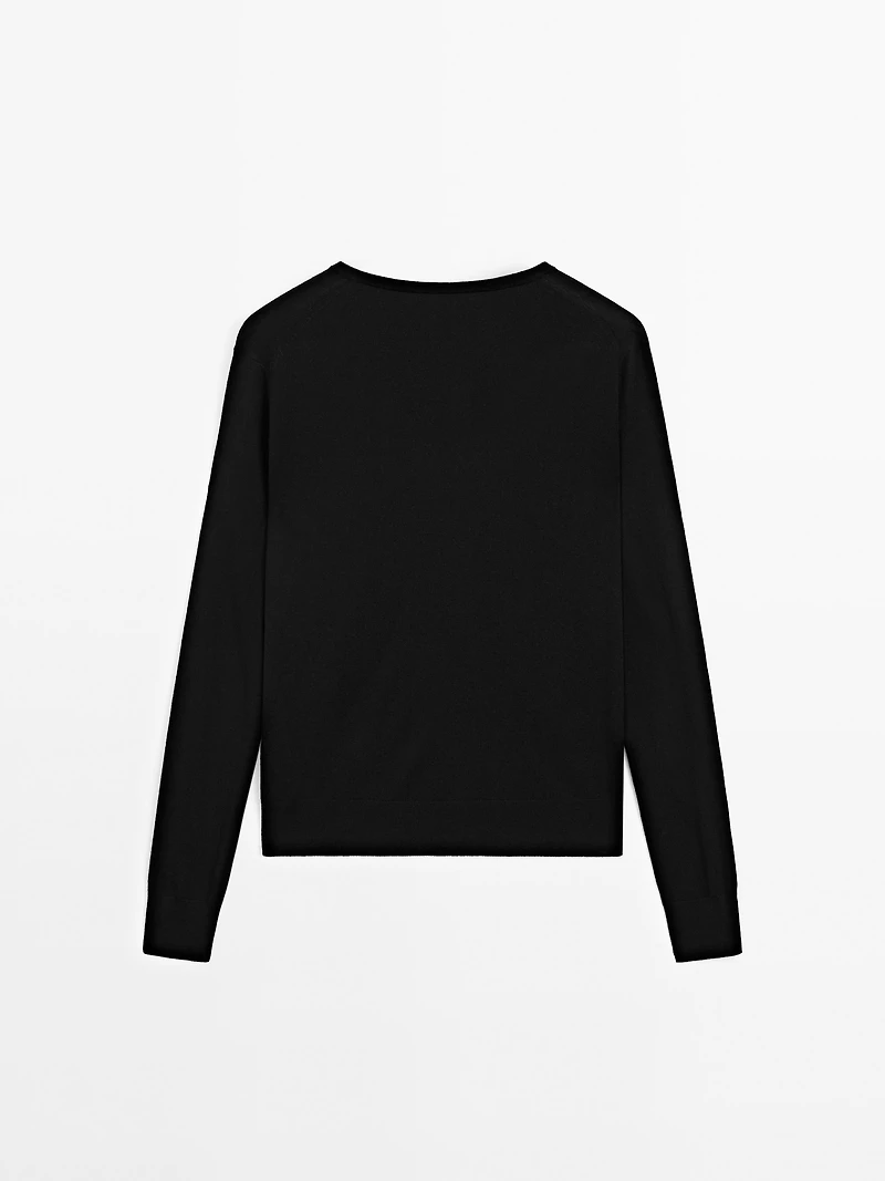 Wool blend V-neck knit sweater