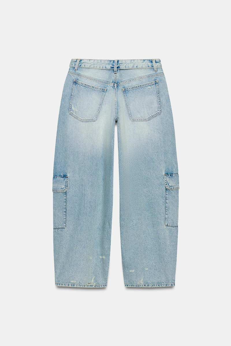TRF OVERSIZED MID-RISE RIPPED CARGO JEANS
