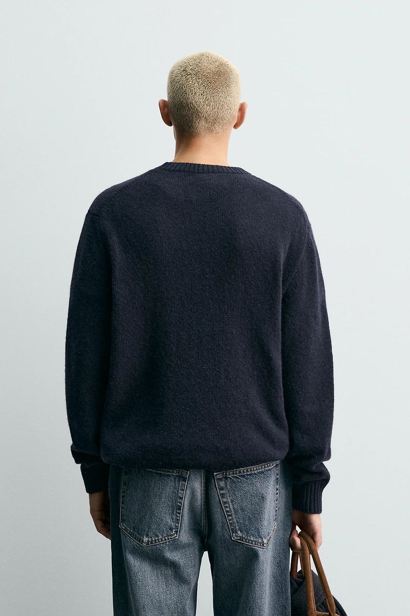 REGULAR FIT 100% WOOL JUMPER