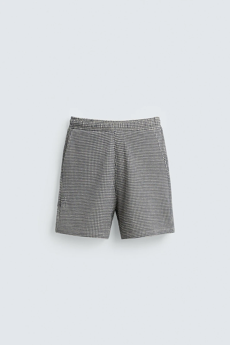 REGULAR FIT SEERSUCKER SHORTS