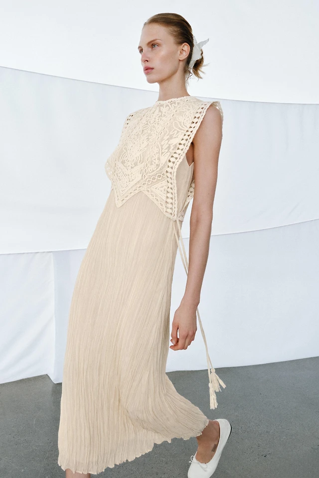 Zara ZW COLLECTION EMBROIDERED COMBINATION DRESS | Place Rosemre Zara ZW COLLECTION EMBROIDERED COMBINATION DRESS | Place Rosemre
