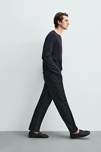 STRAIGHT FIT JEANS