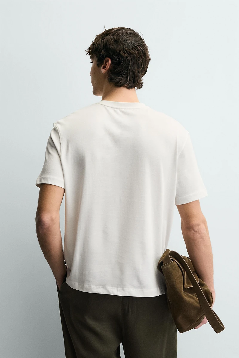 CONTRAST PRINT T-SHIRT