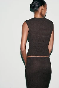 TEXTURED TOP