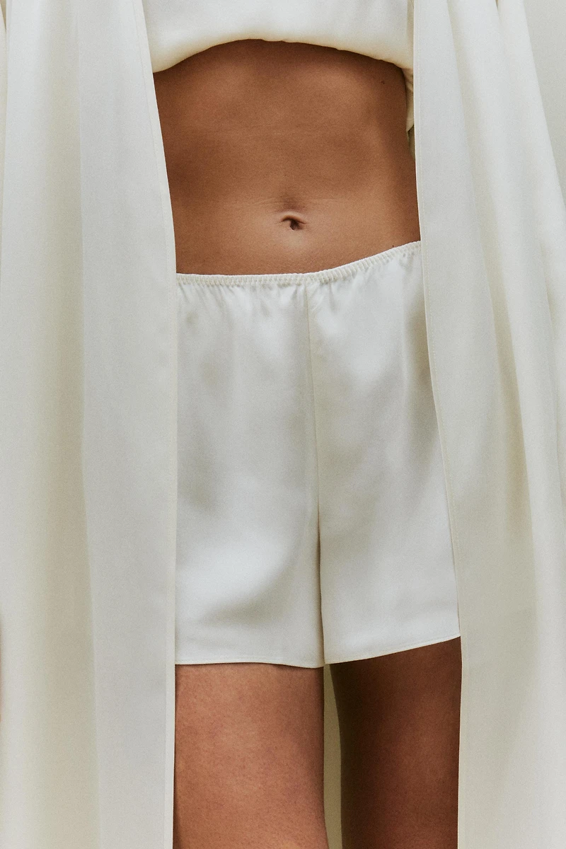BEIGE SILK SHORTS