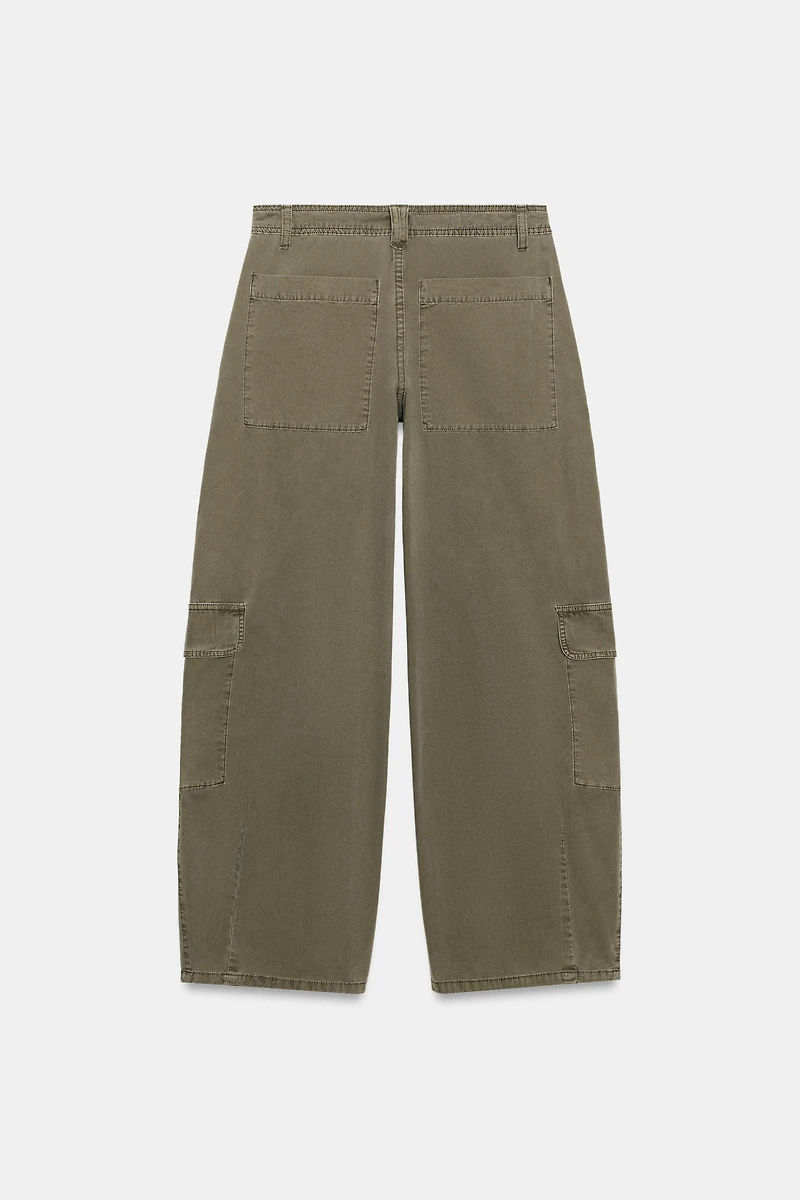 OVERSIZED CARGO PANTS