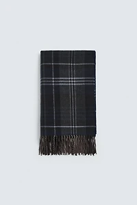 PLAID FRINGED SCARF