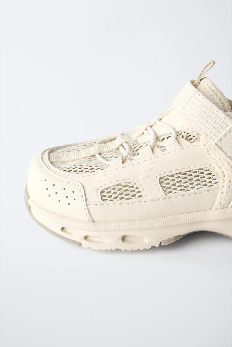 MESH SNEAKERS