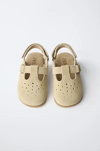 BAREFOOT LEATHER CLOGS