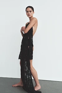 LONG LACE DRESS WITH BACK NECKLINE