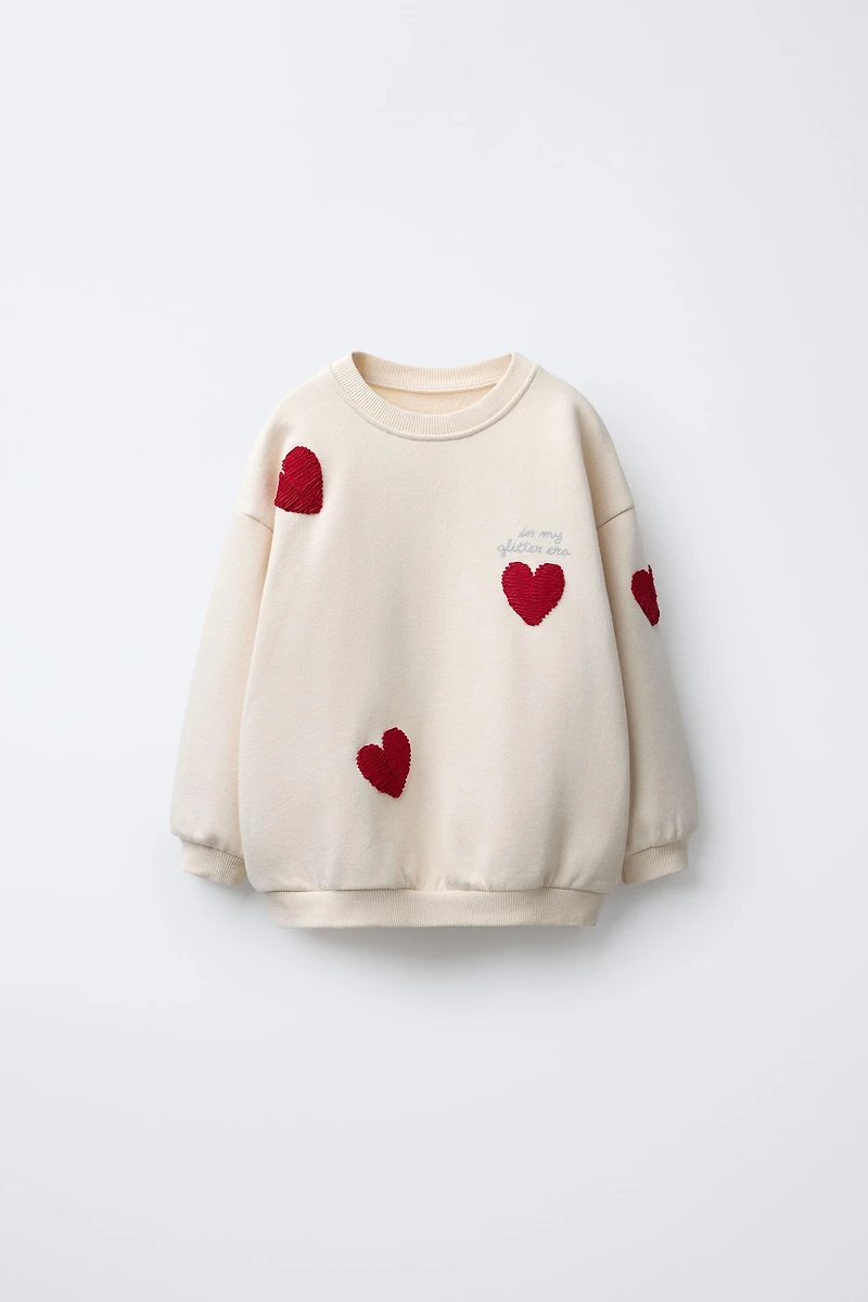EMBROIDERED HEART SWEATSHIRT