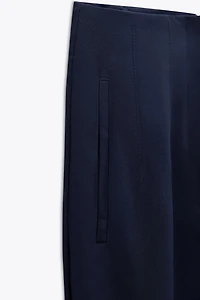 PANTS WITH A HIGH WAIST