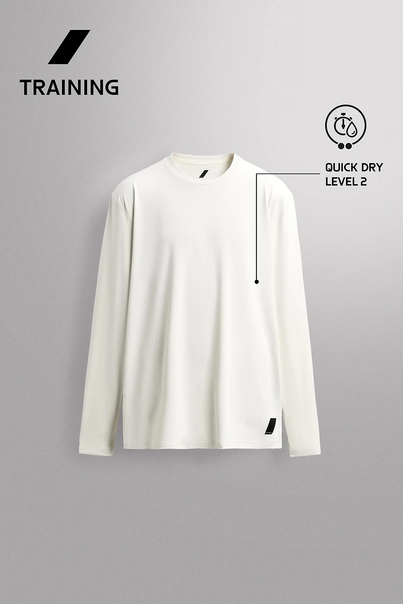 BASIC LONG SLEEVE TECHNICAL T-SHIRT