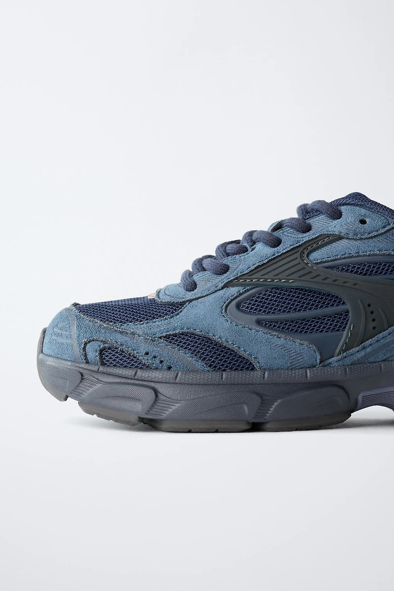 MULTI-PIECE ATHLETIC SNEAKERS