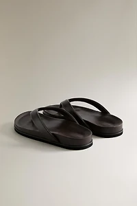 LEATHER STRAPPY SANDALS
