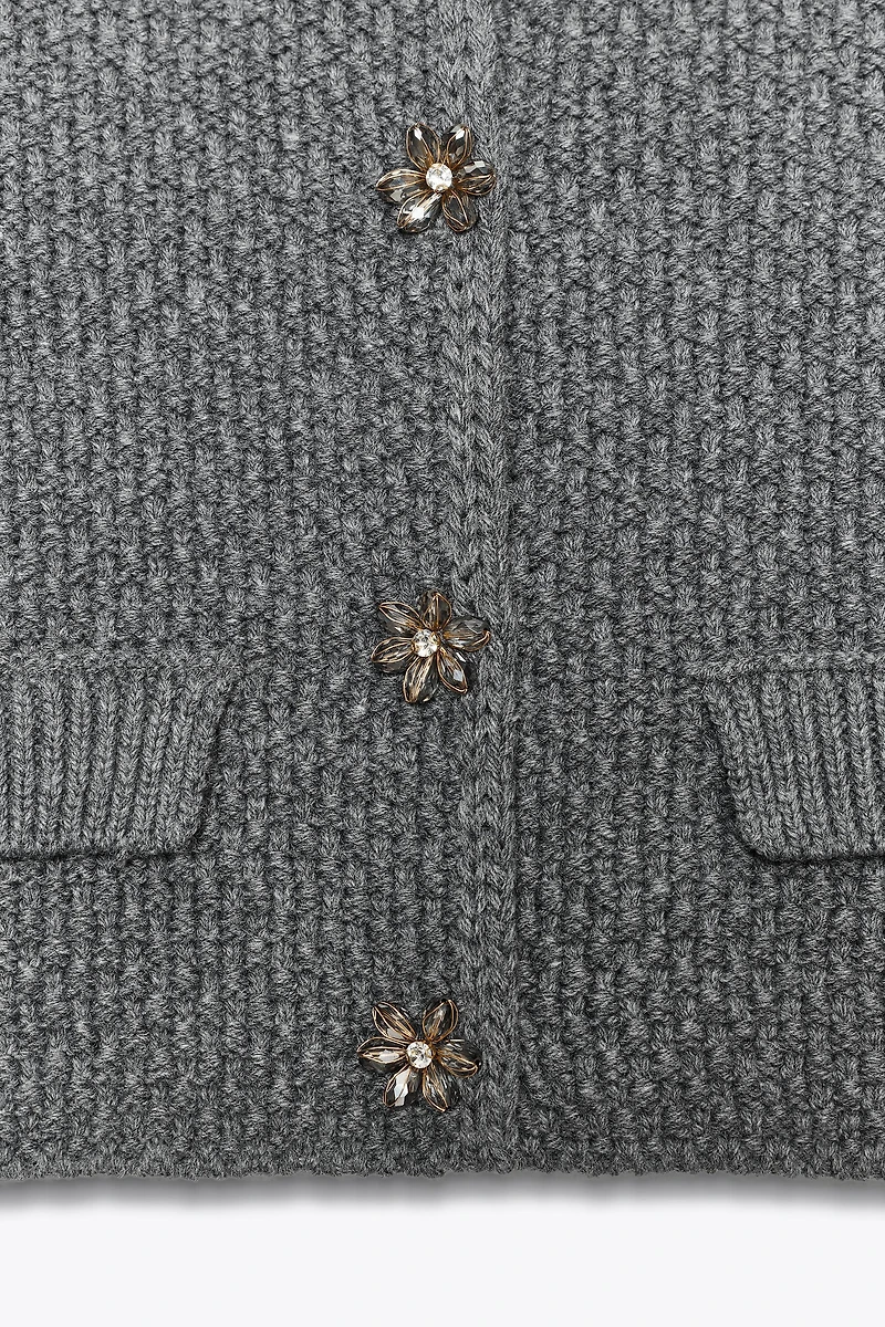JEWEL BUTTON KNIT CARDIGAN