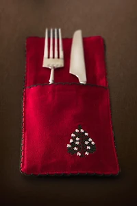 SET OF EMBROIDERED CHRISTMAS FLATWARE TRAYS (SET OF 2)