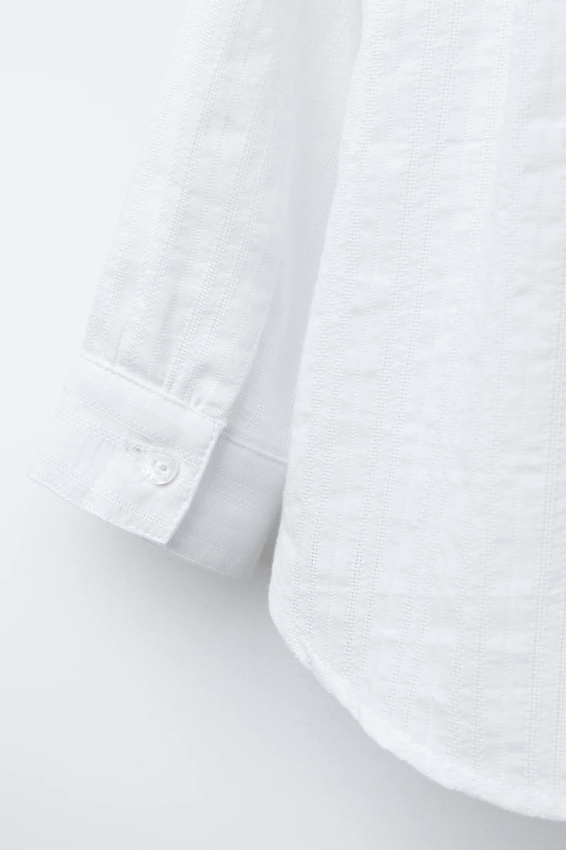 TEXTURED MANDARIN COLLAR SHIRT