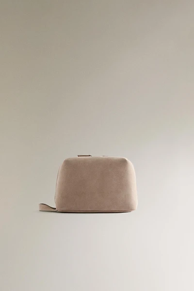 MEDIUM SPLIT SUEDE MAKEUP BAG