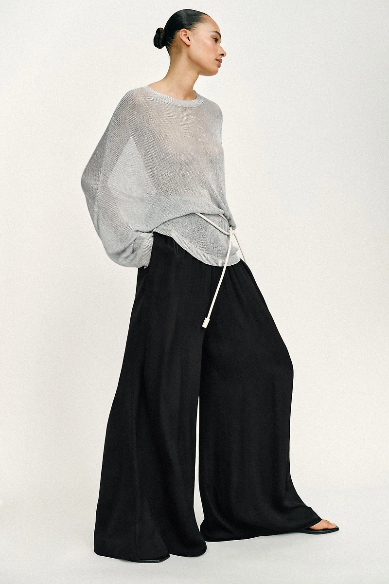 FLOWY WIDE LEG PANTS