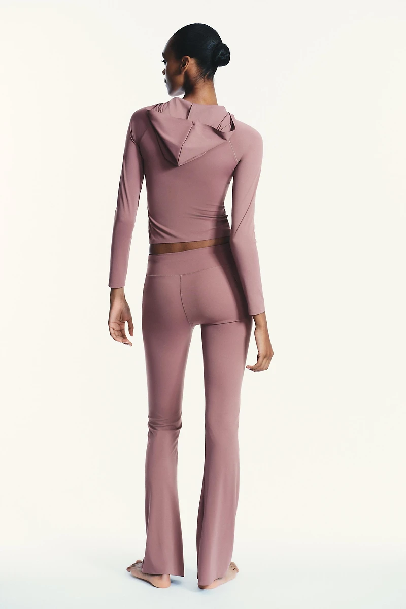 PANTALON FLARE SANS COUTURE EN POLYAMIDE