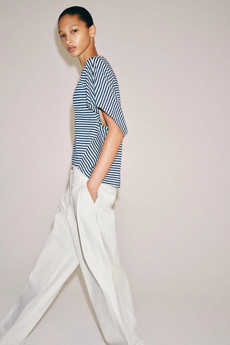 STRIPED OVERSIZED T-SHIRT