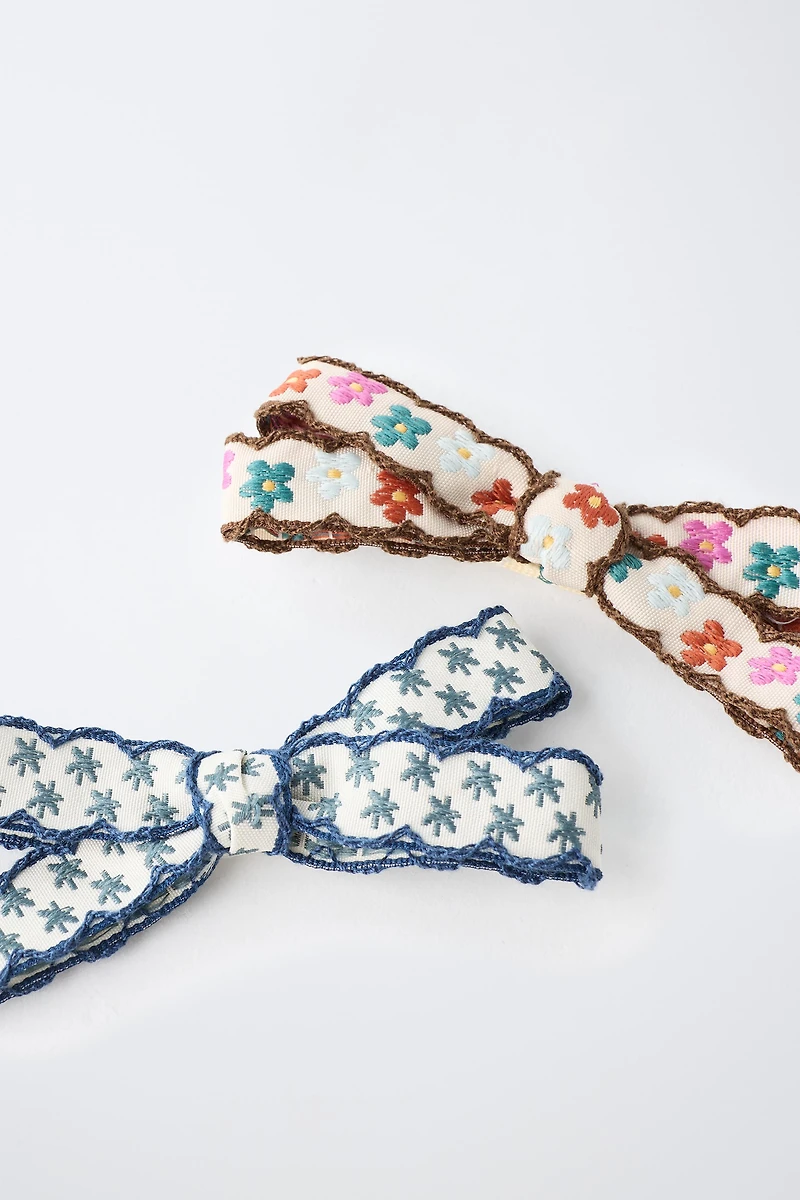 TWO-PACK OF EMBROIDERED BOW HAIR CLIPS