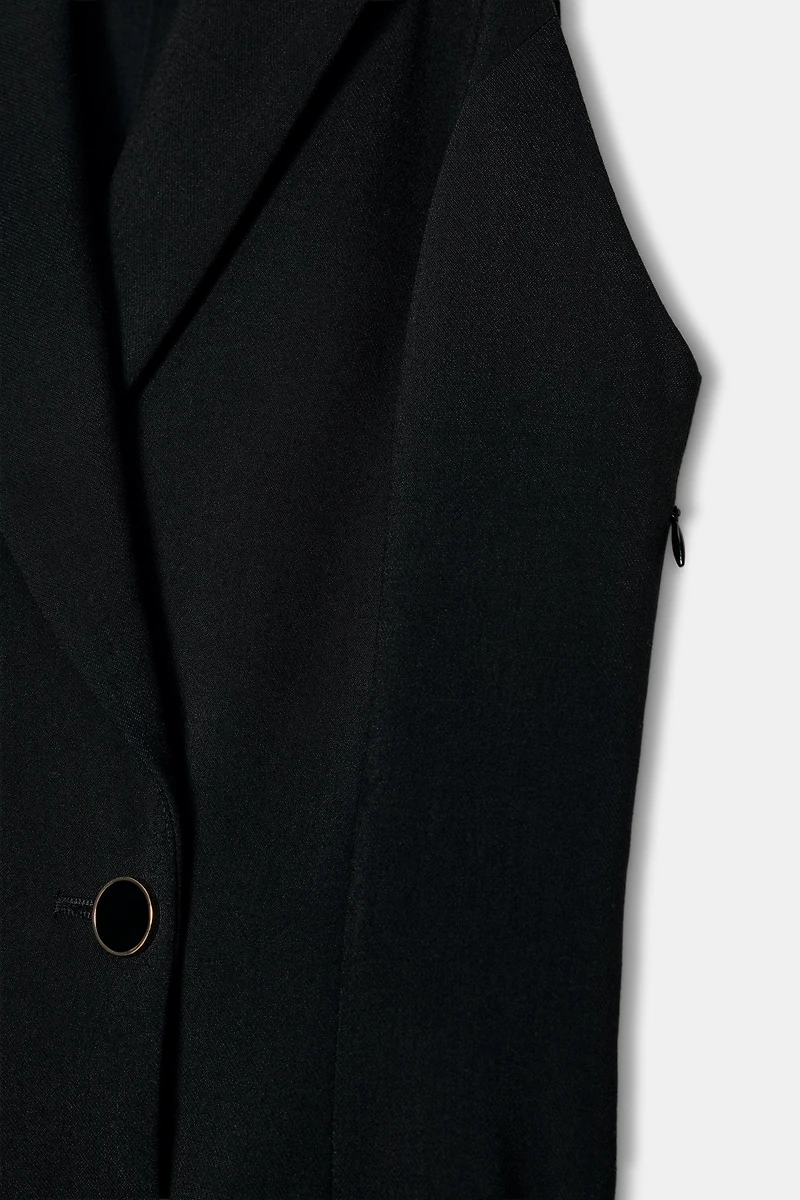 ROBE COURTE EFFET VESTE