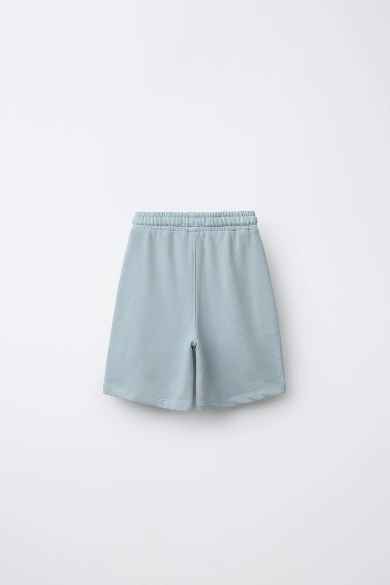 ENSEMBLE SWEAT ET SHORT À INSCRIPTION