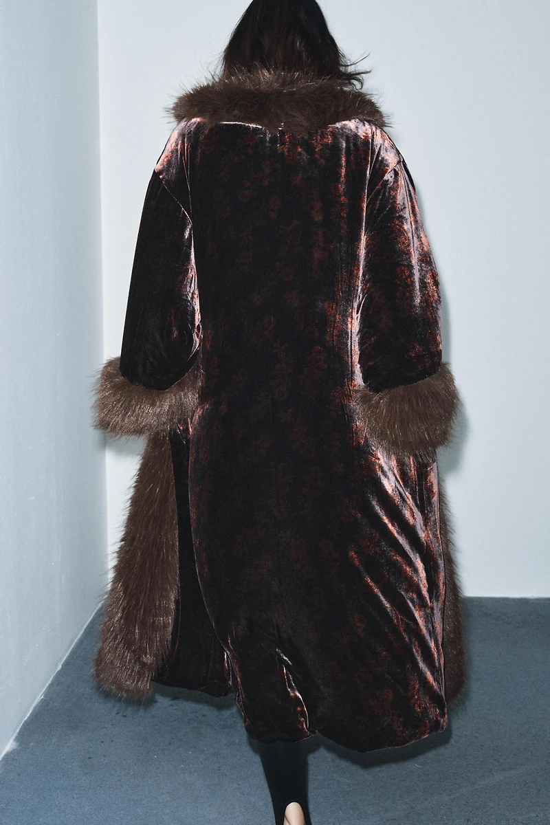 FAUX FUR PRINT VELVET COAT