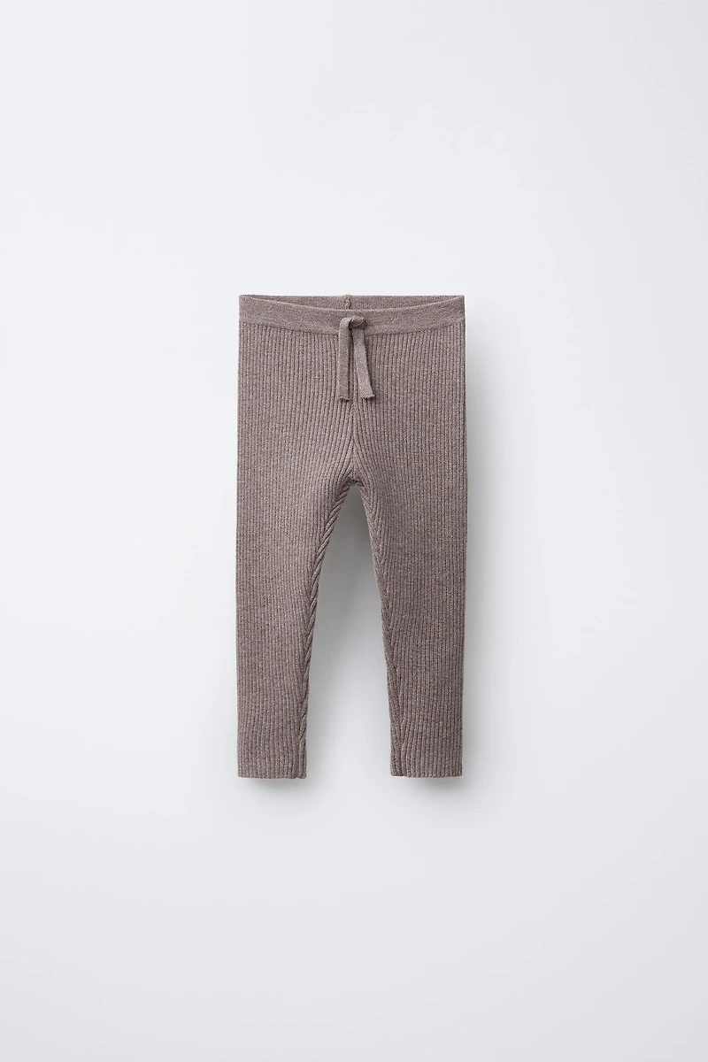 LEGGING EN MAILLE CÔTELÉE