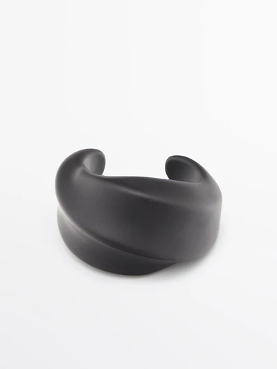 Bracelet large moulé