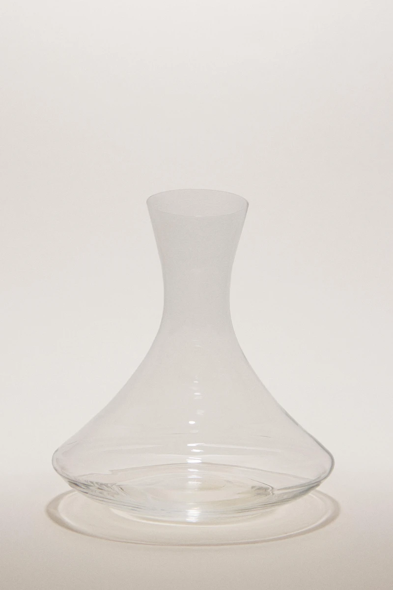 CRYSTALLINE GLASS DECANTER