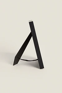 BLACK METAL PICTURE FRAME