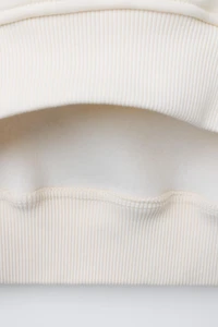 BEADED FLOWER SWEATSHIRT