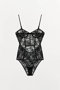 BUTTON LACE BODYSUIT