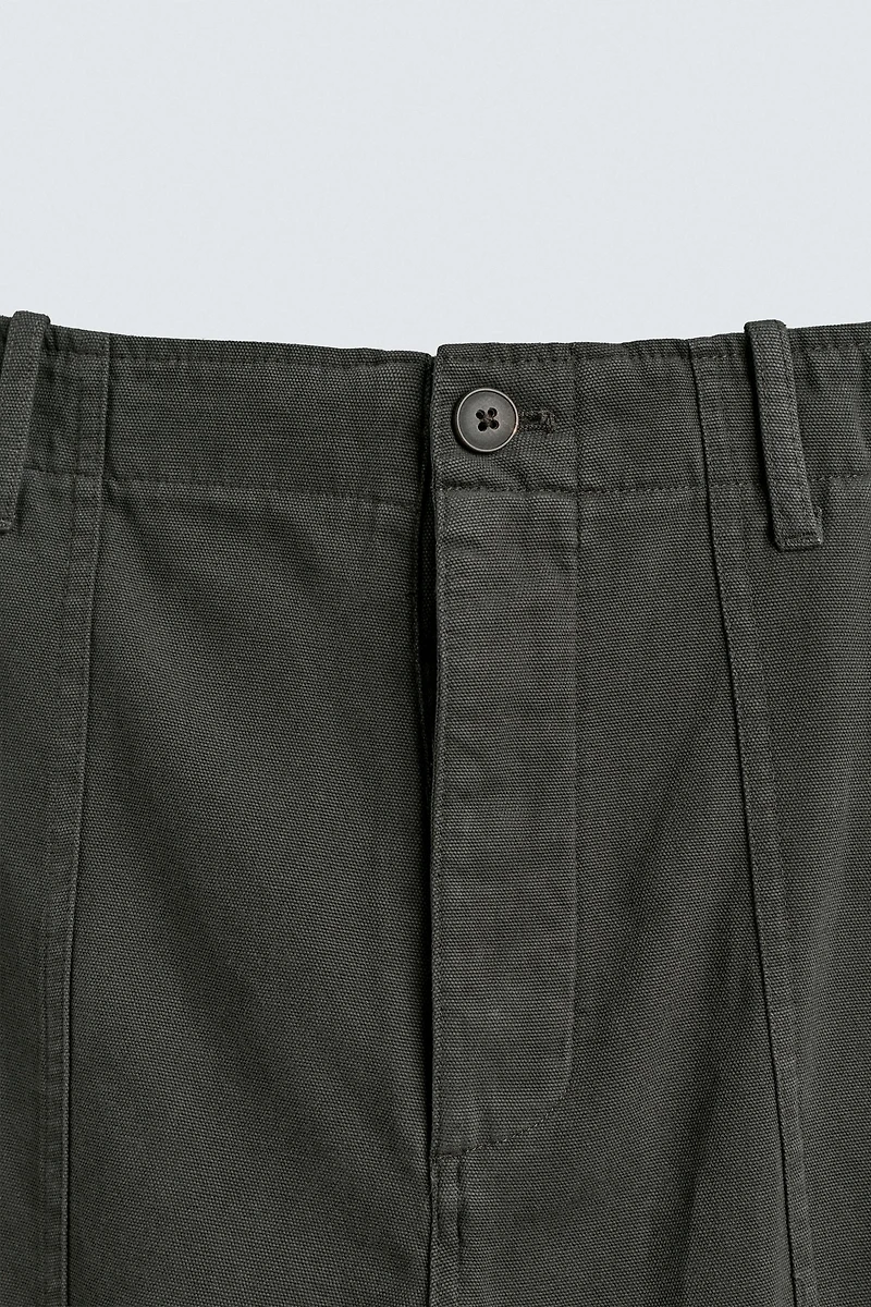 PANTALON COUPE DÉCONTRACTÉE À PASSANTS