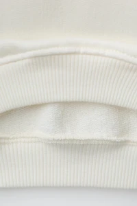 ROMANTIC RUFFLED SWEATSHIRT