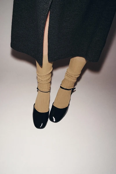 PATENT FINISH MARY JANES