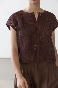 Veste sans manches en maille crochet