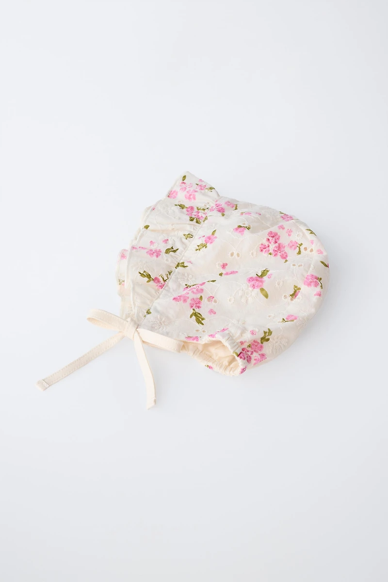 FLORAL EYELET BONNET