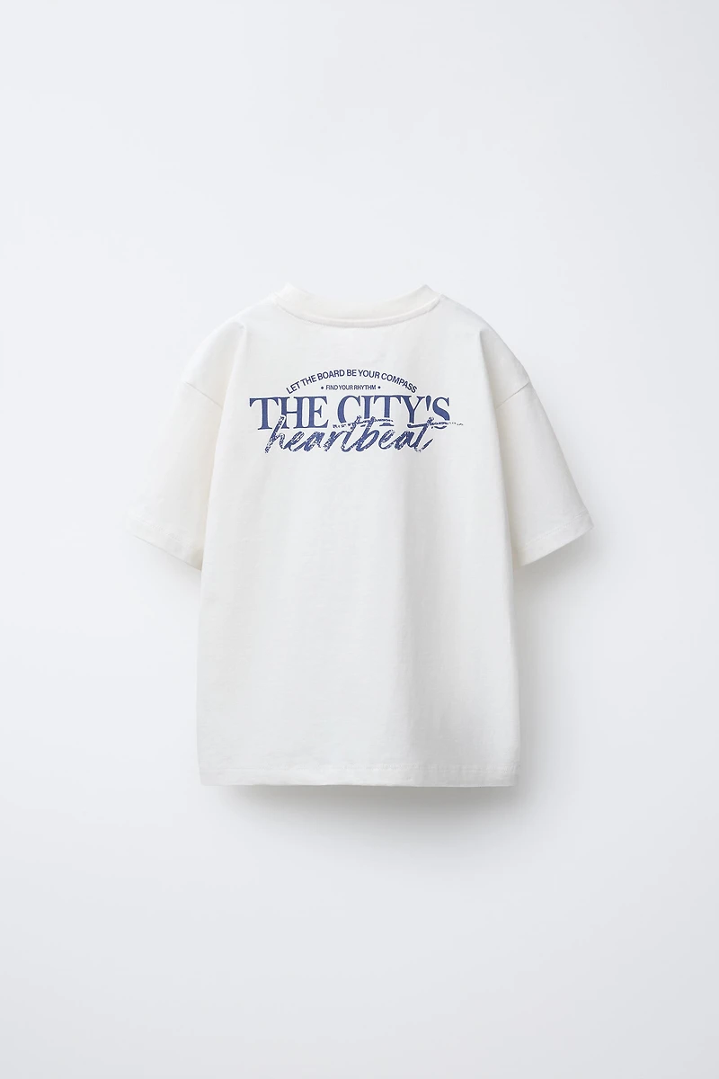 T-SHIRT À INSCRIPTION IMPRIMÉE