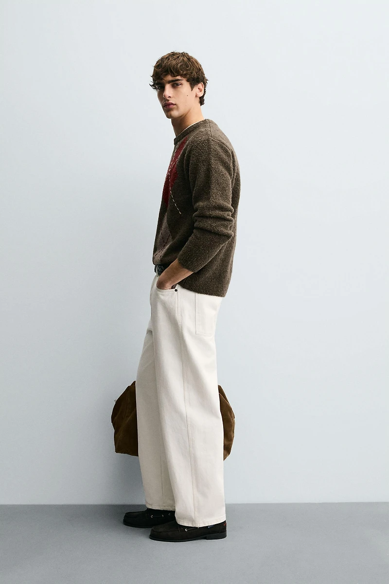 PULL EN JACQUARD À CARREAUX