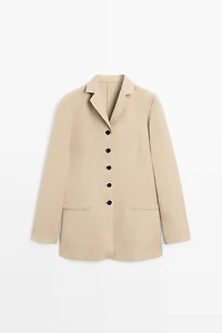 Flowing buttoned blazer